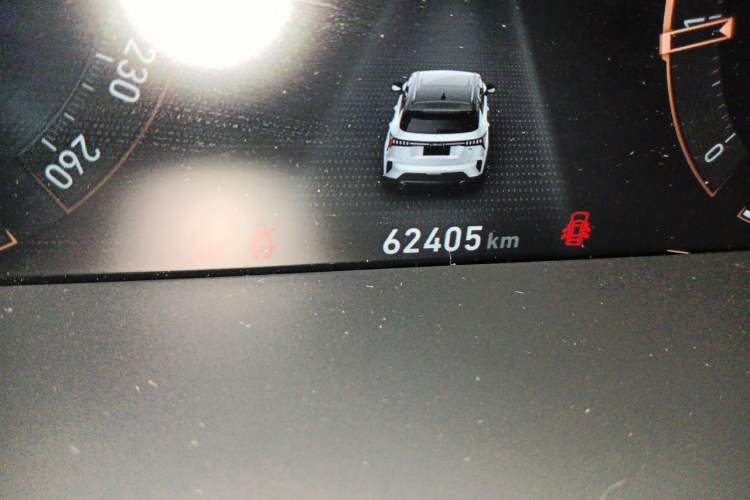 Used Lynk & Co 06 2021 1.5T Shero Pink Special Edition Odometer Close Up