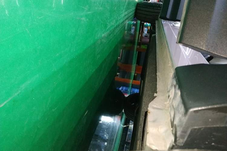 Used Lynk & Co 06 2021 1.5T Shero Pink Special Edition Right Side Sill