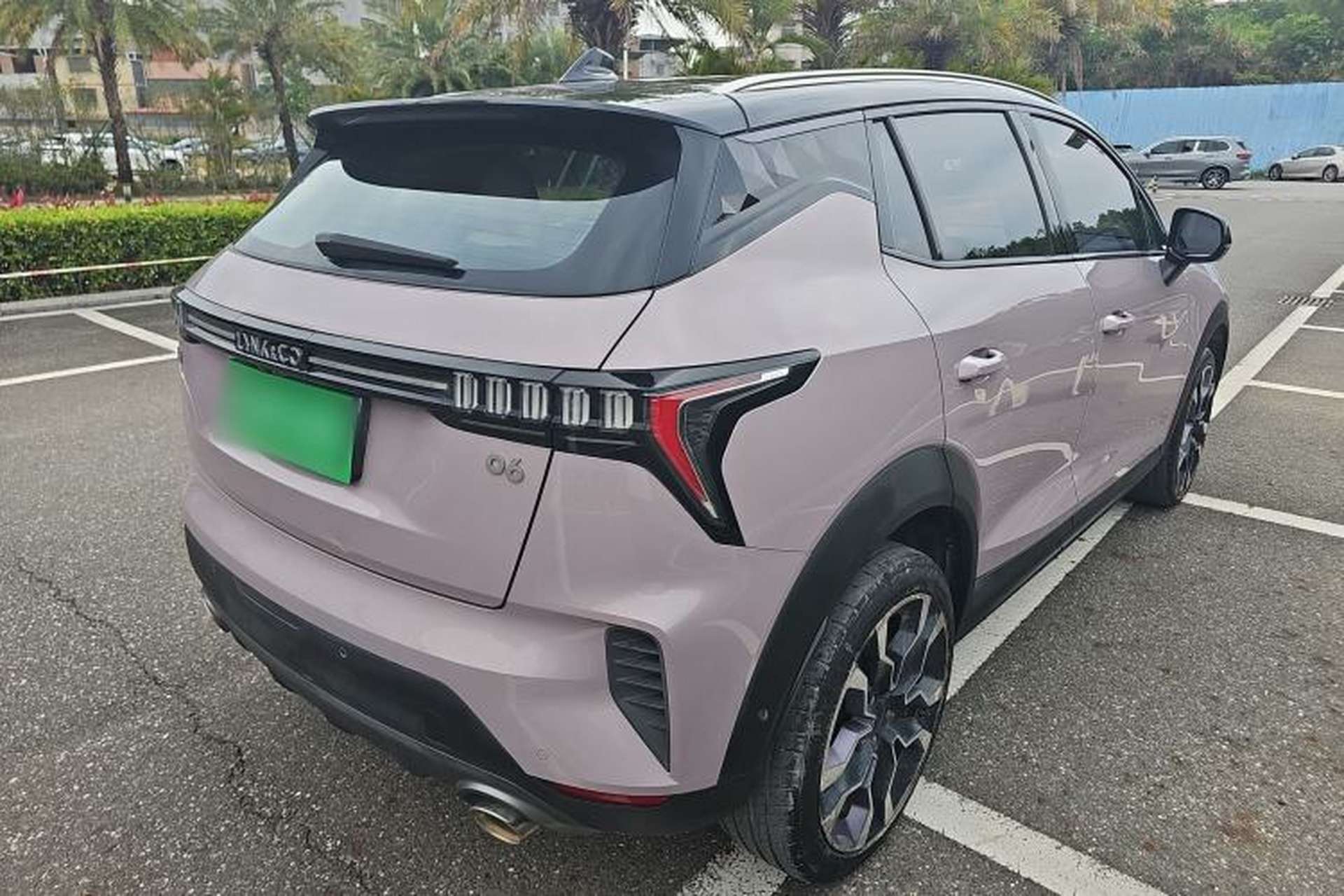 Used Lynk & Co 06 2021 1.5T Shero Pink Special Edition Rear Right 45 Deg