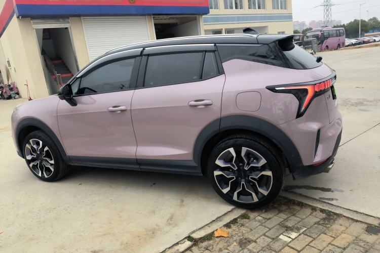 Used Lynk & Co 06 2021 1.5T Shero Pink Special Edition Exterior 3