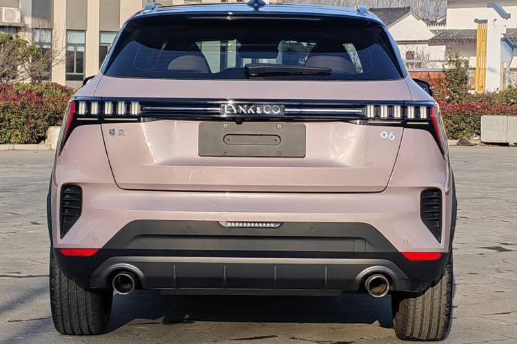 Used Lynk & Co 06 2021 1.5T Shero Pink Special Edition Exterior 5