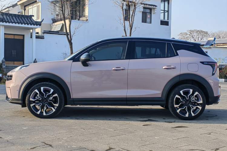 Used Lynk & Co 06 2021 1.5T Shero Pink Special Edition Exterior 7