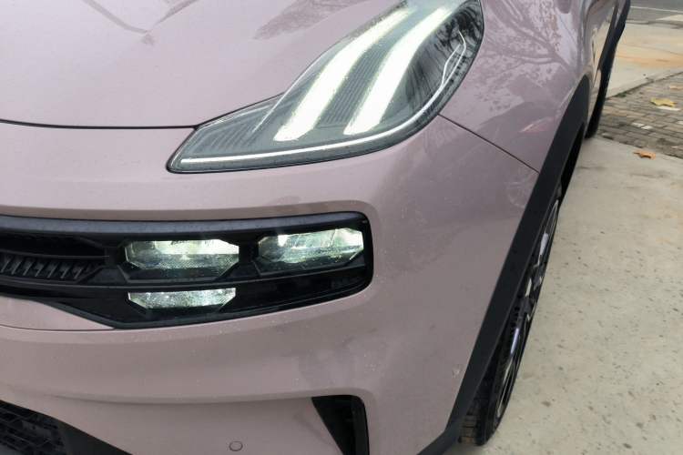 Used Lynk & Co 06 2021 1.5T Shero Pink Special Edition Left Front Headlight