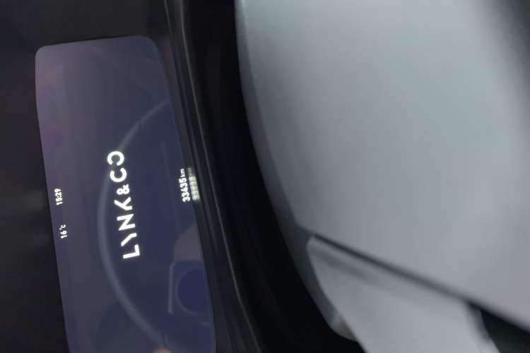 Used Lynk & Co 06 2021 1.5T Shero Pink Special Edition Odometer Close Up