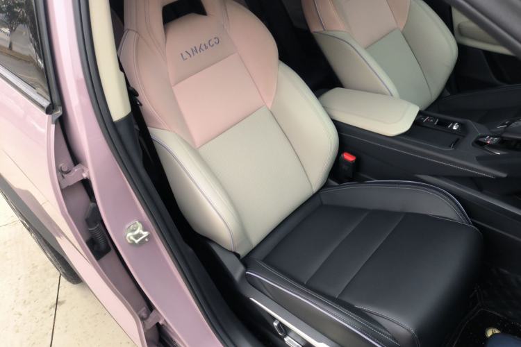 Used Lynk & Co 06 2021 1.5T Shero Pink Special Edition Right Front Seat