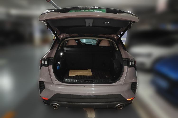 Used Lynk & Co 06 2021 1.5T Shero Pink Special Edition Trunk
