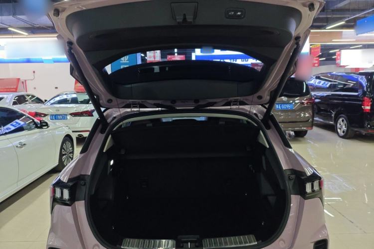 Used Lynk & Co 06 2021 1.5T Shero Pink Special Edition Trunk