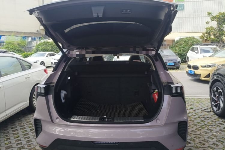 Used Lynk & Co 06 2021 1.5T Shero Pink Special Edition Trunk
