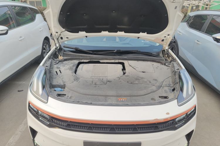 Used Lynk & Co 06 2021 1.5T Shero Pink Special Edition Engine Bay