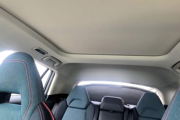 Used Lynk & Co 06 2021 1.5T Shero Pink Special Edition Headliner