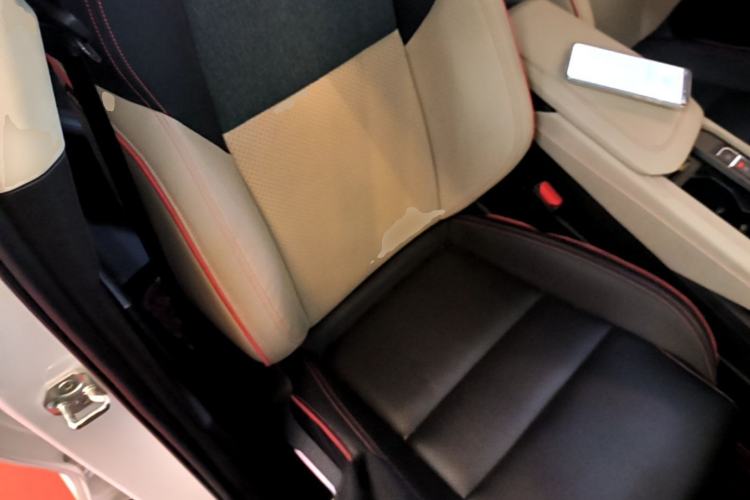 Used Lynk & Co 06 2021 1.5T Shero Pink Special Edition Right Front Seat