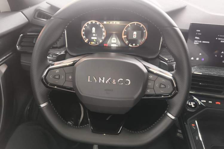 Used Lynk & Co 06 2021 1.5T Shero Pink Special Edition Steering Wheel