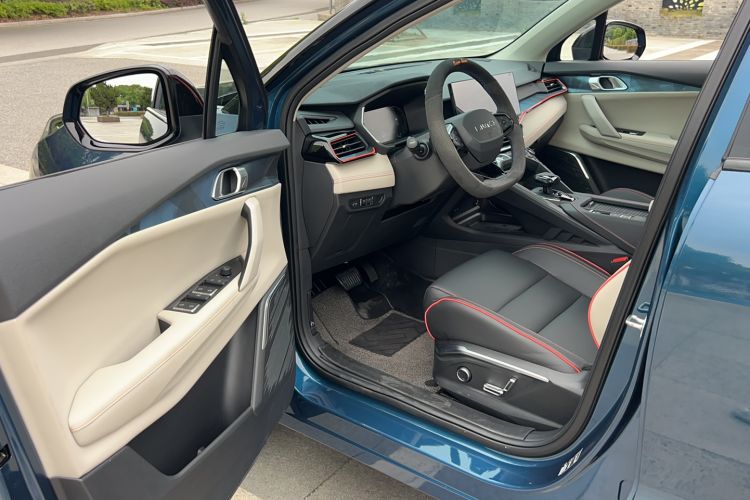 Used Lynk & Co 06 2023 Remix 1.5T YAO Halo Driver Seat