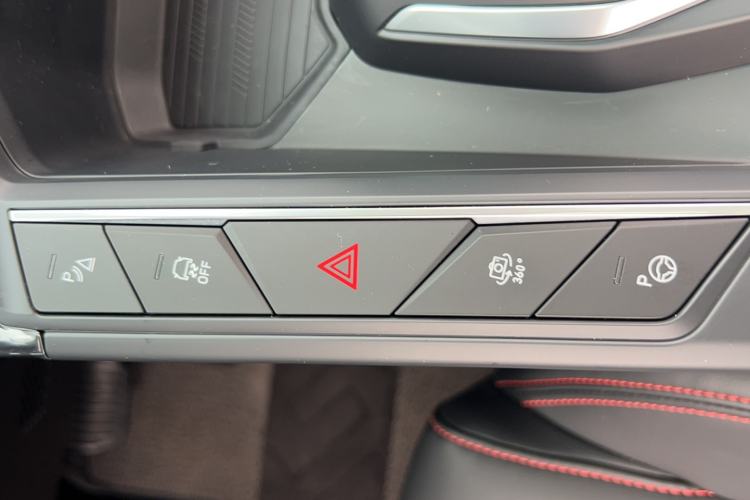 Used Lynk & Co 06 2023 Remix 1.5T YAO Halo Interior 6