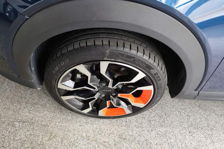 Used Lynk & Co 06 2023 Remix 1.5T YAO Halo Left Front Wheel Hub