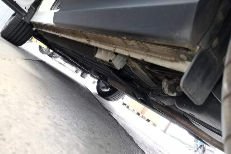 Used Lynk & Co 06 2023 Remix 1.5T Dynamic Halo Left Side Sill