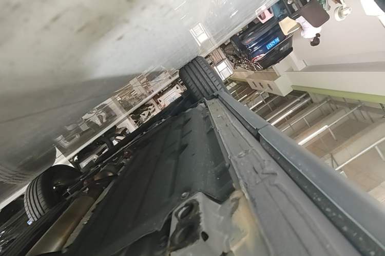 Used Lynk & Co 06 2023 Remix 1.5T YAO Halo Left Side Sill
