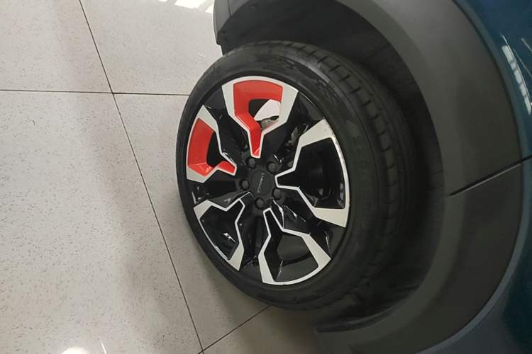 Used Lynk & Co 06 2023 Remix 1.5T YAO Halo Right Rear Wheel Hub