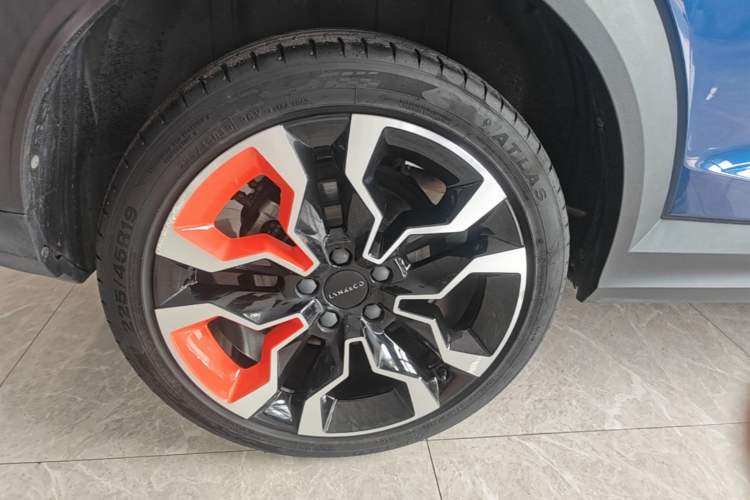 Used Lynk & Co 06 2023 Remix 1.5T YAO Halo Right Rear Wheel Hub