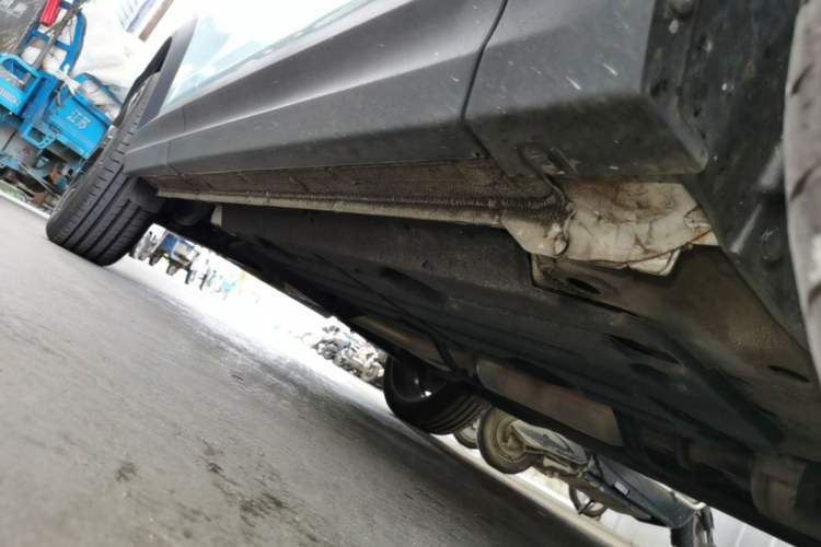 Used Lynk & Co 06 2023 Remix 1.5T Dynamic Halo Right Side Sill