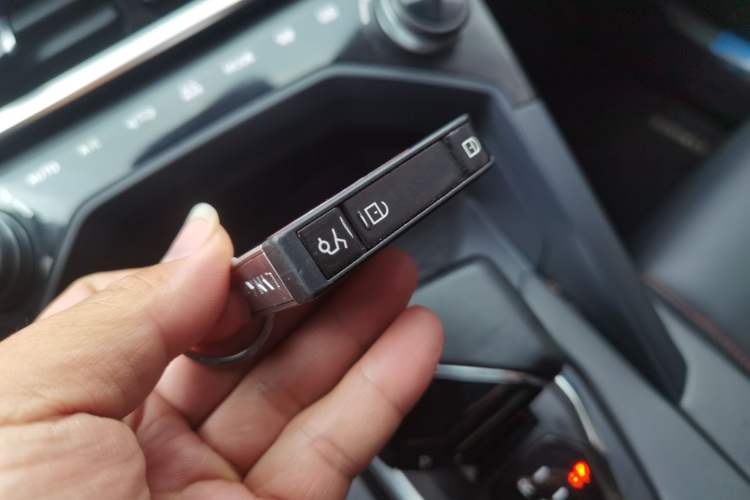 Used Lynk & Co 06 2023 Remix 1.5T YAO Halo Vehicle Key
