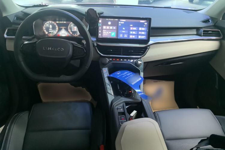 Used Lynk & Co 06 2023 Remix 1.5T Shero Center Console