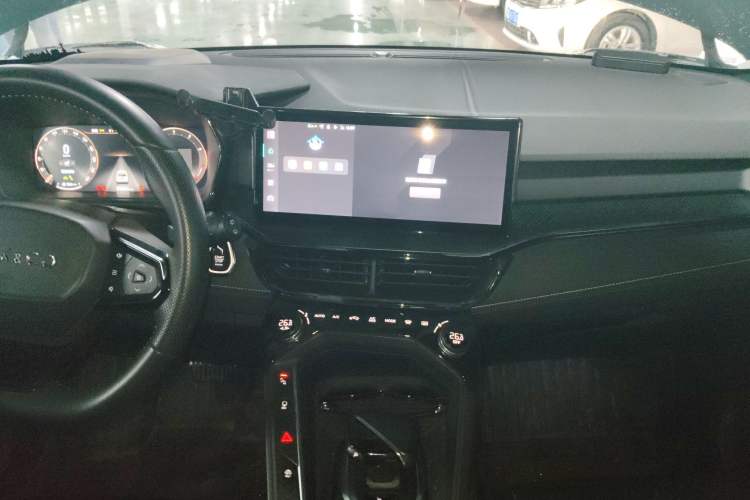 Used Lynk & Co 06 2023 Remix 1.5T Hero Audio And AC Panel