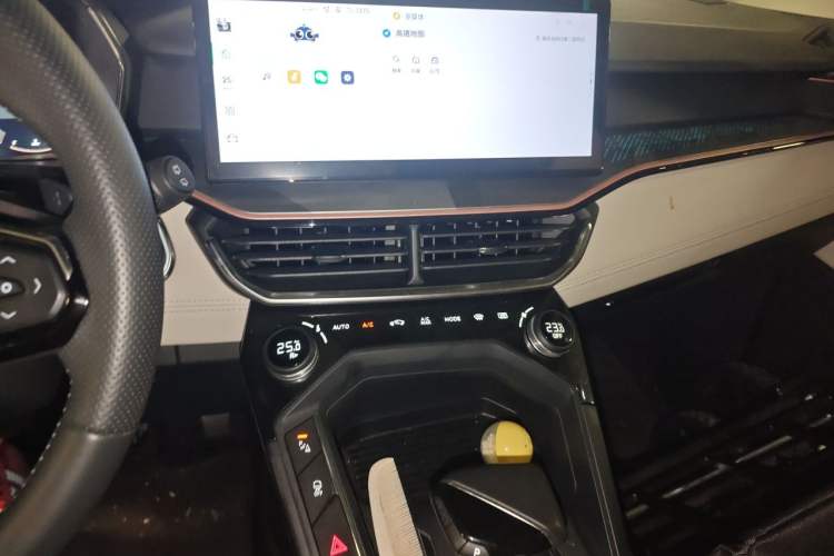 Used Lynk & Co 06 2023 Remix 1.5T Shero Audio And AC Panel