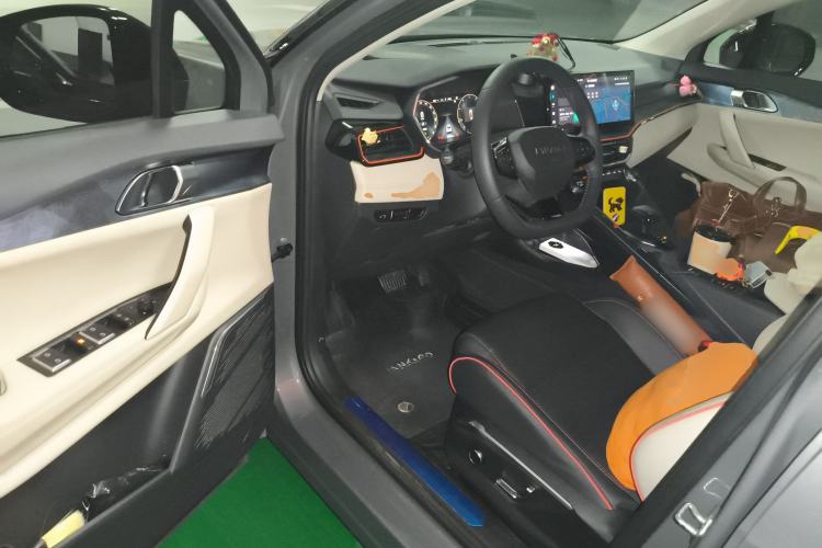 Used Lynk & Co 06 2023 Remix 1.5T Dynamic Halo Driver Seat
