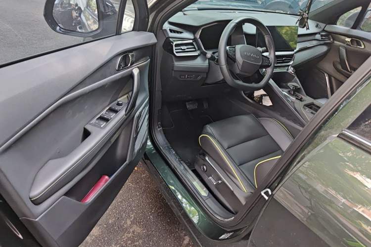 Used Lynk & Co 06 2023 Remix 1.5T Hero Driver Seat