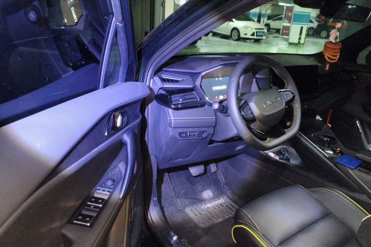 Used Lynk & Co 06 2023 Remix 1.5T Hero Driver Seat