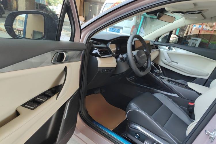 Used Lynk & Co 06 2023 Remix 1.5T Hero Driver Seat
