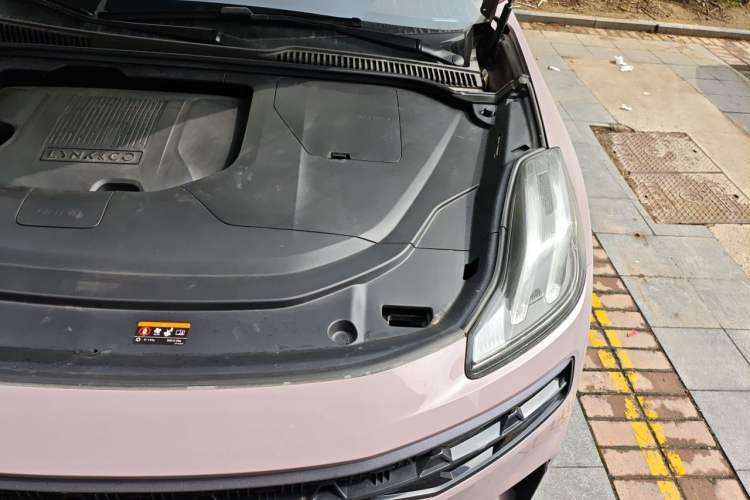 Used Lynk & Co 06 2023 Remix 1.5T Shero Engine Bay Left