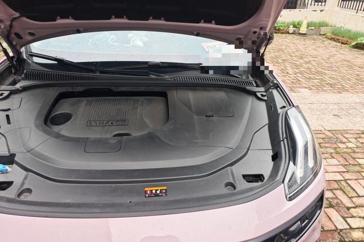 Used Lynk & Co 06 2023 Remix 1.5T Shero Engine Bay Left