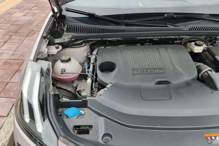 Used Lynk & Co 06 2023 Remix 1.5T Shero Engine Bay Right