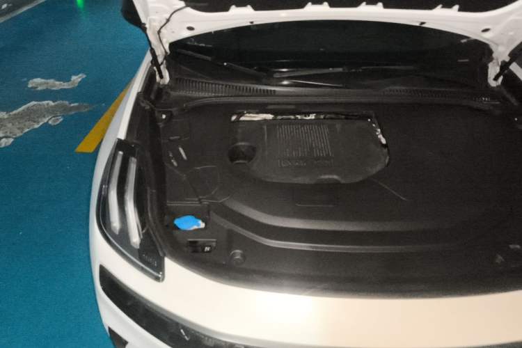 Used Lynk & Co 06 2023 Remix 1.5T Dynamic Halo Engine Bay Right