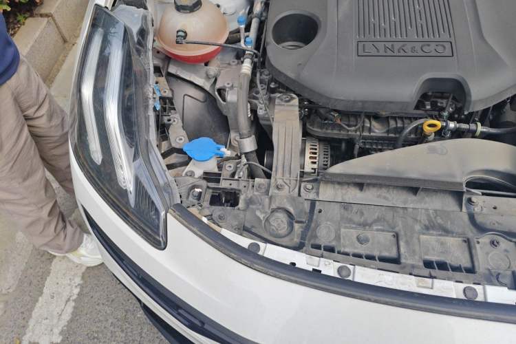 Used Lynk & Co 06 2023 Remix 1.5T Dynamic Halo Engine Bay Right