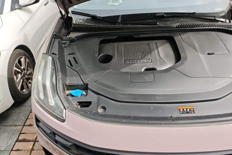 Used Lynk & Co 06 2023 Remix 1.5T Shero Engine Bay Right