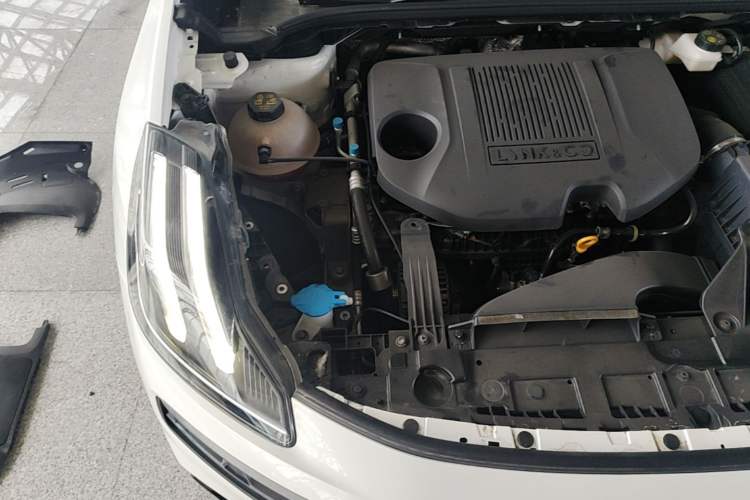 Used Lynk & Co 06 2023 Remix 1.5T Dynamic Halo Engine Bay Right