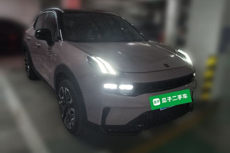 Used Lynk & Co 06 2023 Remix 1.5T Hero Front Right 45 Deg