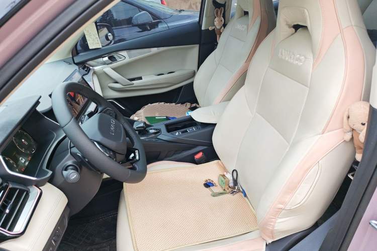 Used Lynk & Co 06 2023 Remix 1.5T Shero Left Front Seat