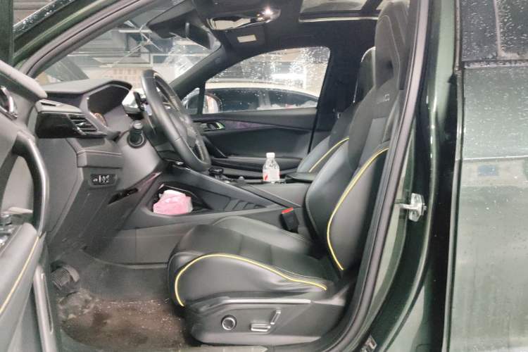 Used Lynk & Co 06 2023 Remix 1.5T Hero Left Front Seat
