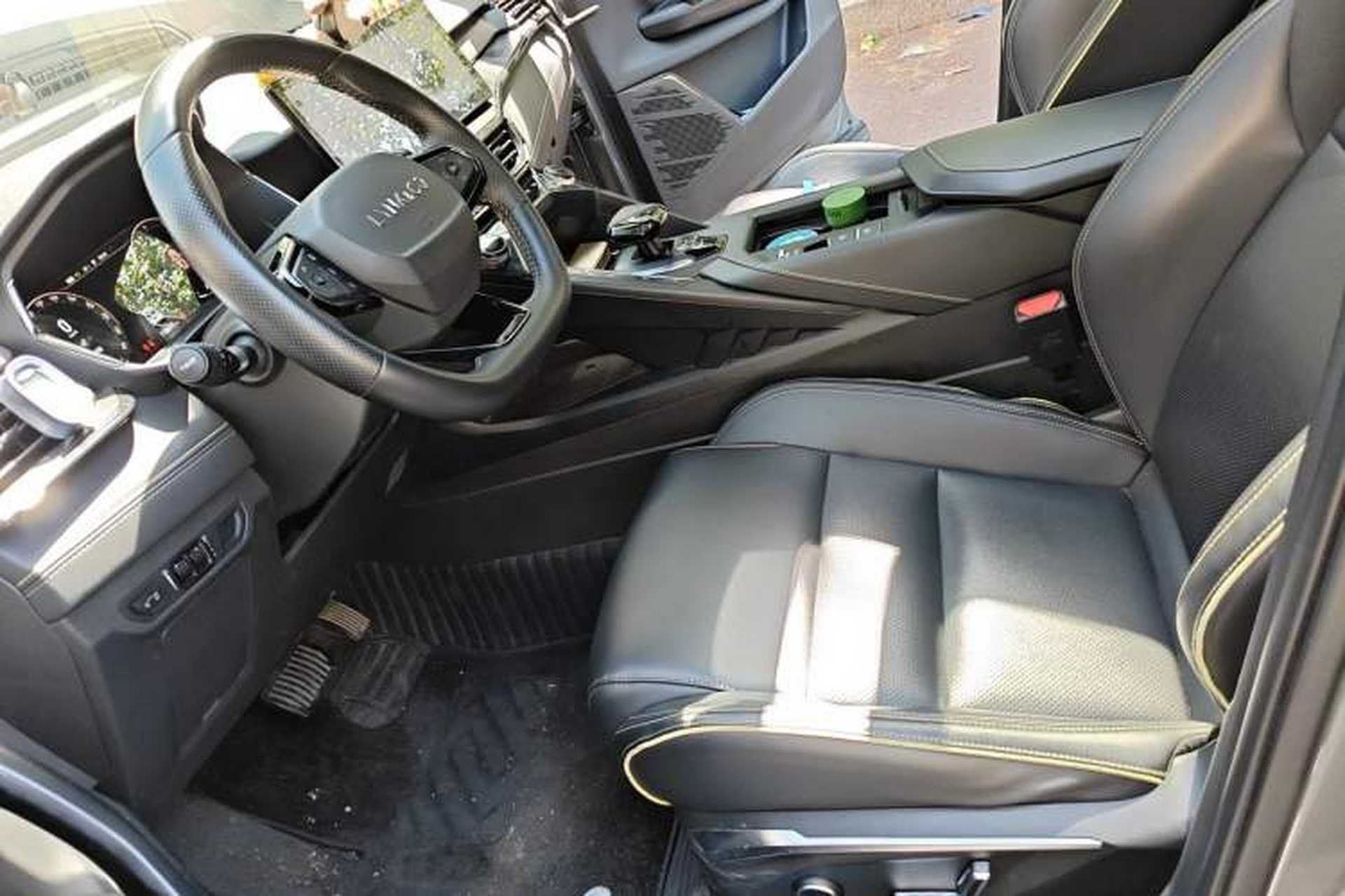 Used Lynk & Co 06 2023 Remix 1.5T Dynamic Halo Left Front Seat