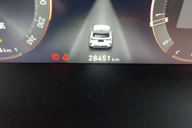 Used Lynk & Co 06 2023 Remix 1.5T Shero Odometer Close Up