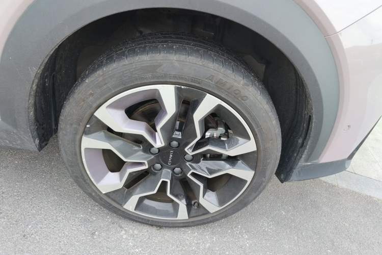 Used Lynk & Co 06 2023 Remix 1.5T Shero Right Front Wheel Hub