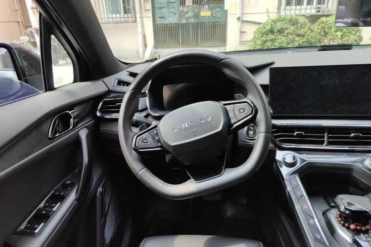 Used Lynk & Co 06 2023 Remix 1.5T Hero Steering Wheel