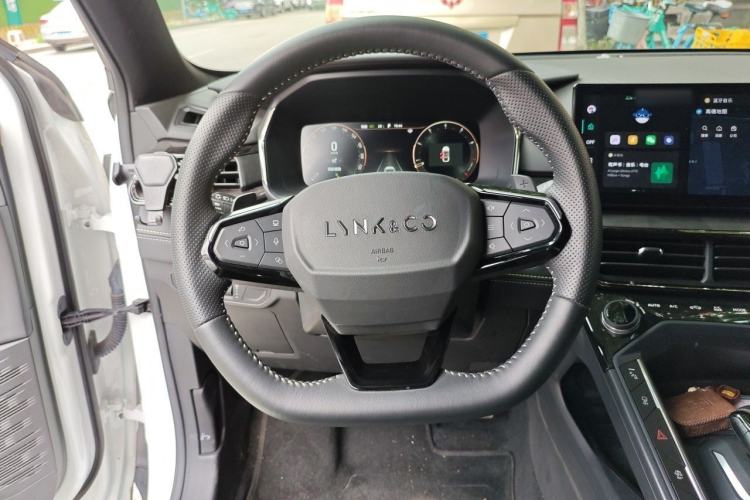 Used Lynk & Co 06 2023 Remix 1.5T Dynamic Halo Steering Wheel