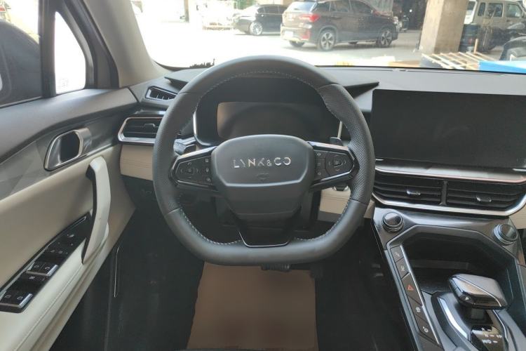 Used Lynk & Co 06 2023 Remix 1.5T Hero Steering Wheel