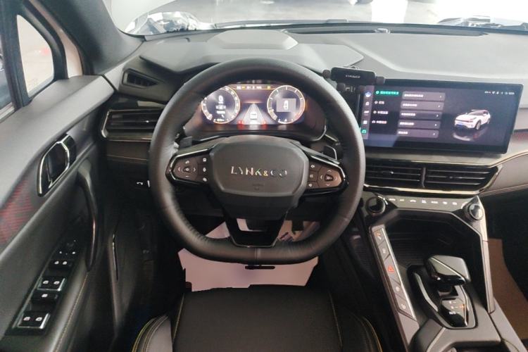 Used Lynk & Co 06 2023 Remix 1.5T Dynamic Halo Steering Wheel