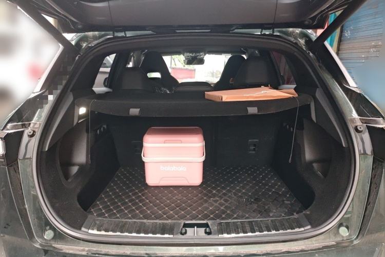 Used Lynk & Co 06 2023 Remix 1.5T Hero Trunk